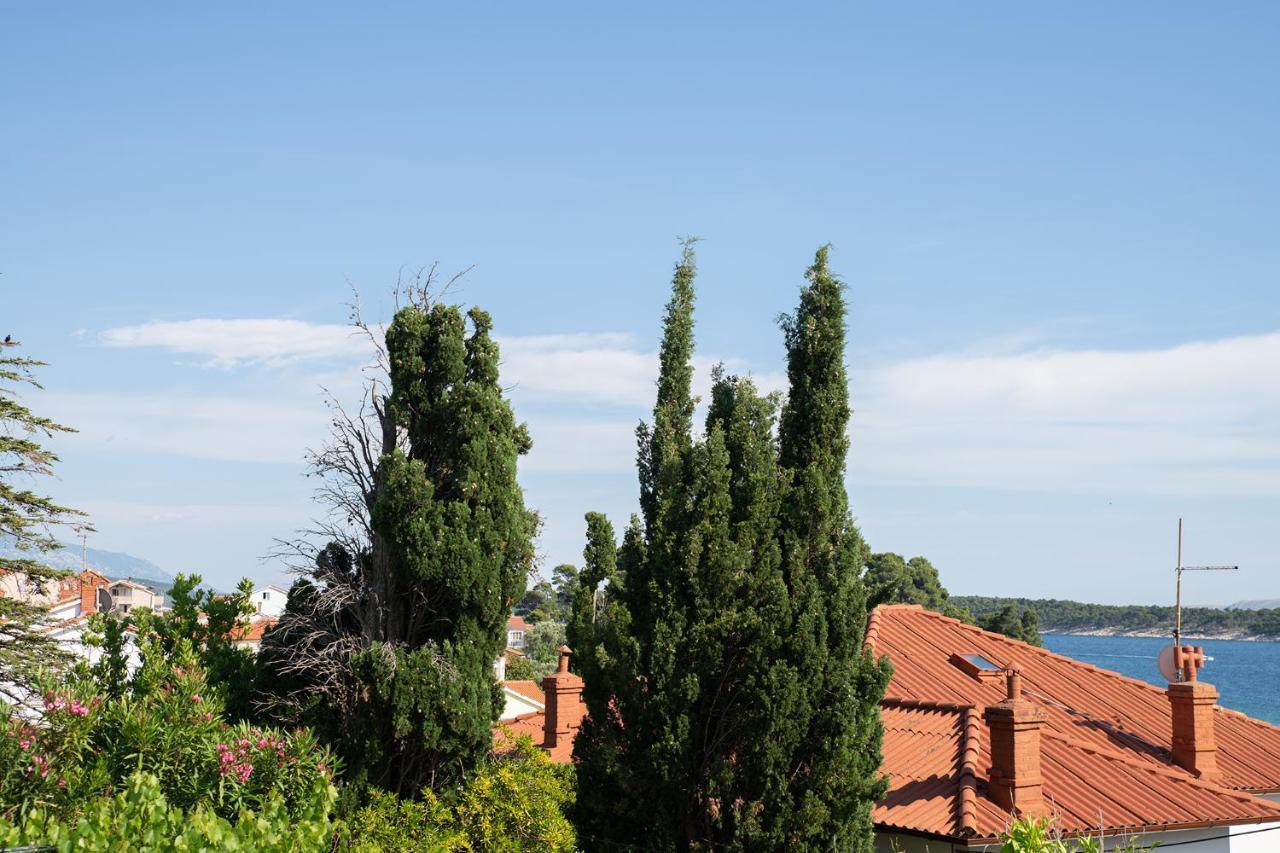 Apartmani Vrtodusic Banjol Exteriér fotografie