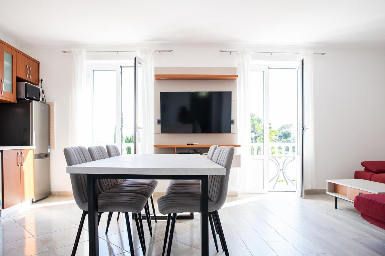 Apartmani Vrtodusic Banjol Exteriér fotografie