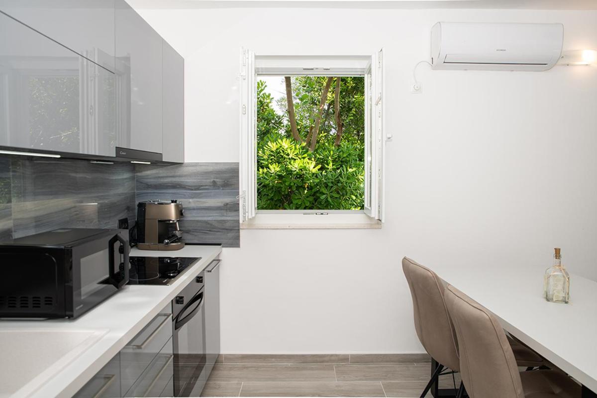 Apartmani Vrtodusic Banjol Exteriér fotografie