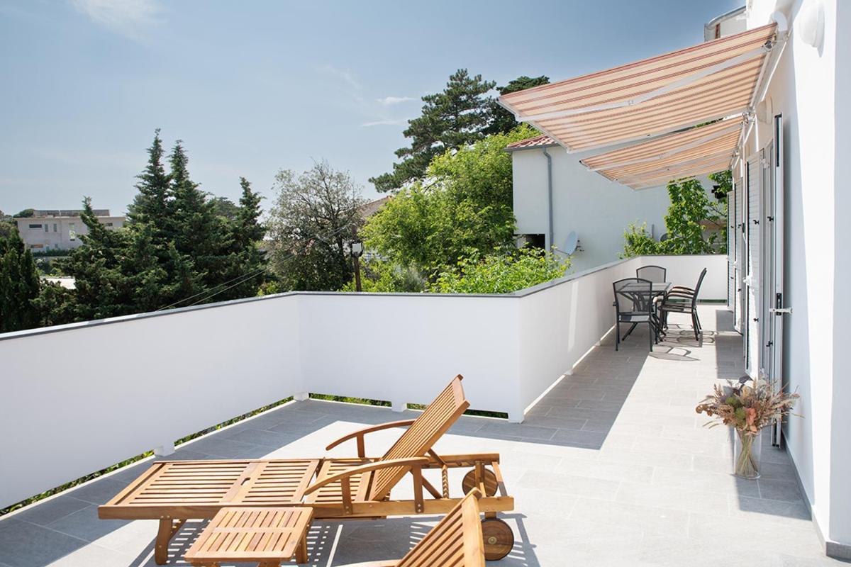 Apartmani Vrtodusic Banjol Exteriér fotografie